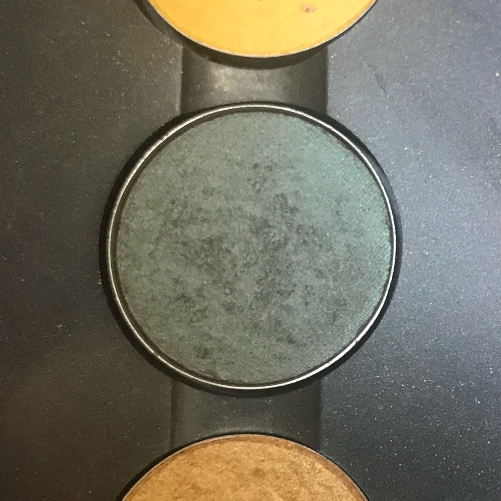 MAC Cosmetics Single Eyeshadow